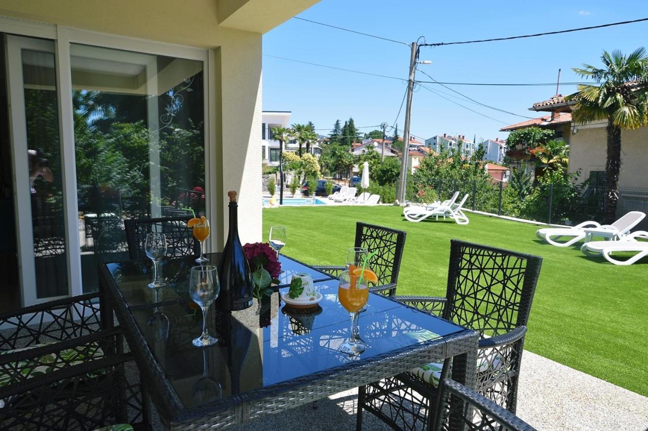 Perla With Swimming Pool, - Opatija Appartamento